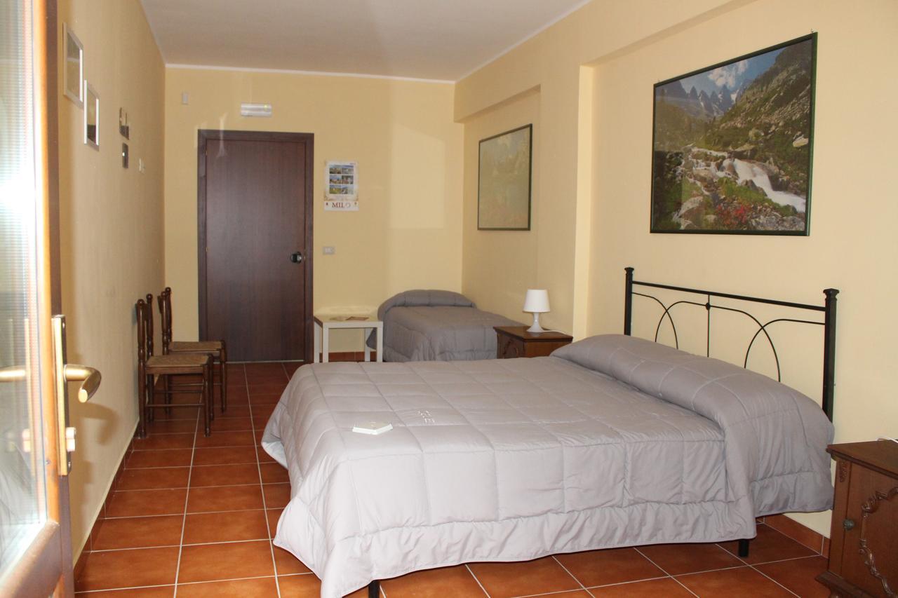 Hotel Il Nido Delle Aquile Dell'Etna Milo Exterior foto
